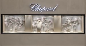 William Amor, upcycling artist, window displays for the Chopard stand at Watches & Wonders 2024, Geneva. Geneva’s Watches & Wonders, the world’s largest watch fair, offers an exclusive opportunity to reveal the latest jewellery and watch creations from the Maison Chopard’s expertise and perpetual quest for innovation. © Jess Hoffman
